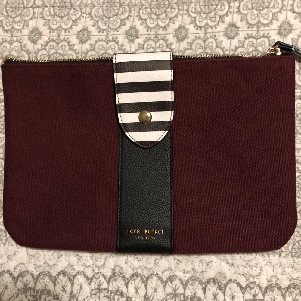 Henri Bendel pouch